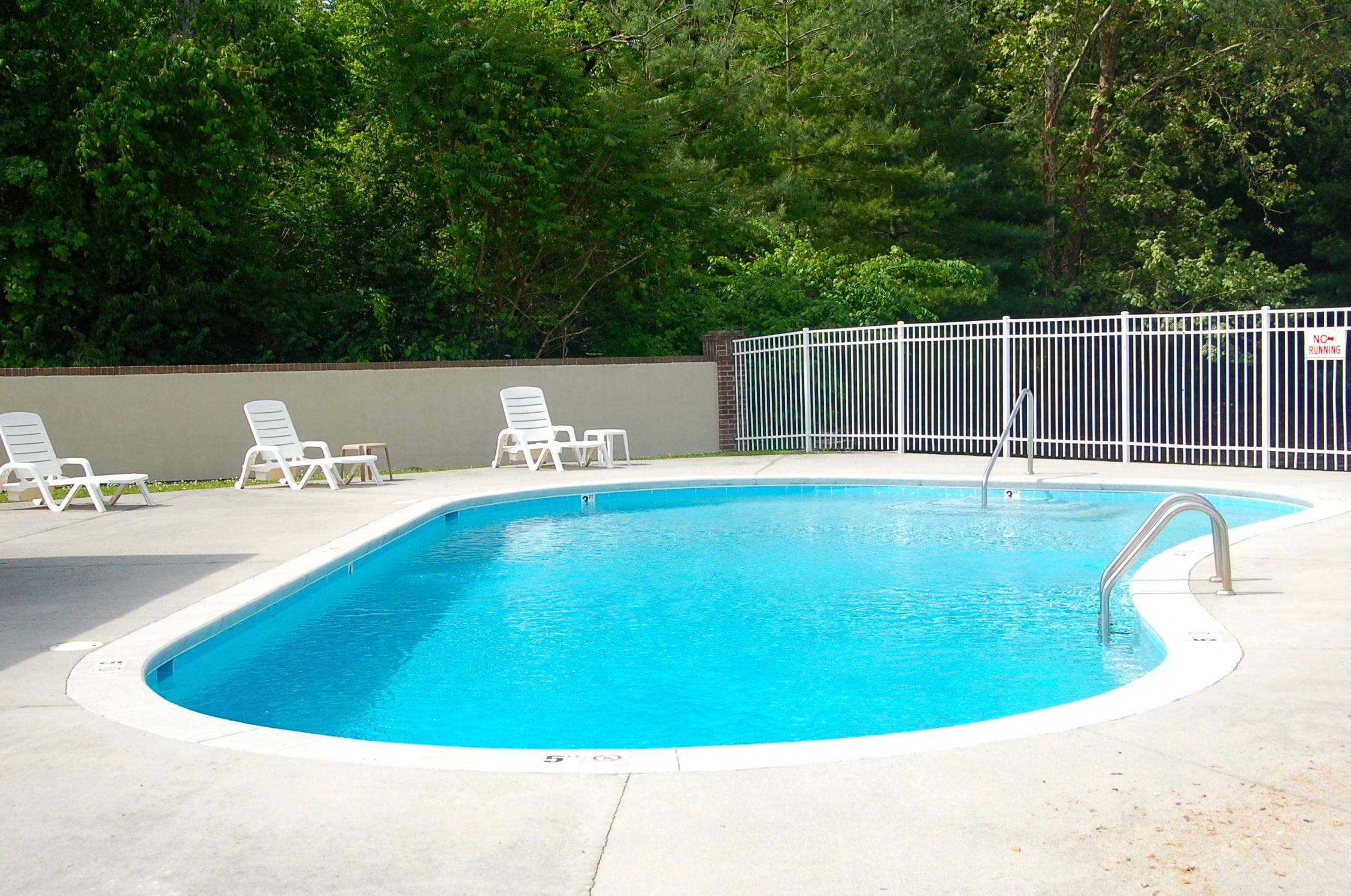 Deerfield swimming pool